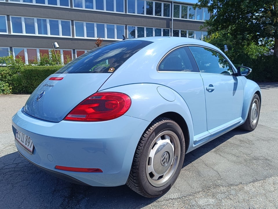 VW The Beetle 1,6 TDi 105 Design BMT 2d