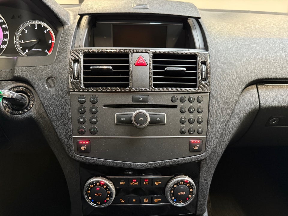 Mercedes C200 2,2 CDi Avantgarde stc. BE 5d