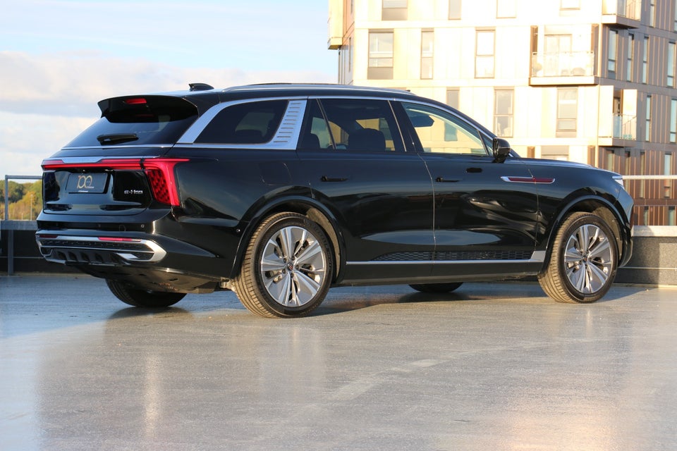 Hongqi E-HS9 99 Premium 5d