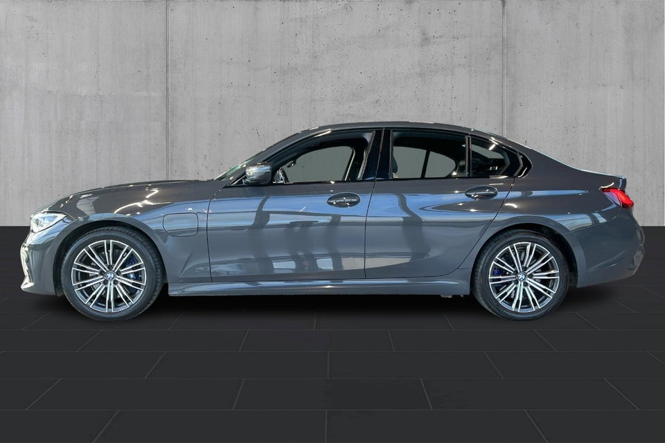 BMW 330e 2,0 M-Sport aut. 4d