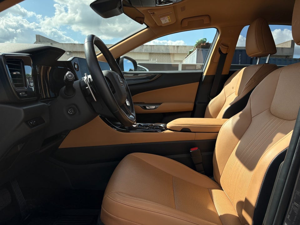 Lexus NX450h+ 2,5 Business+ aut. AWD 5d