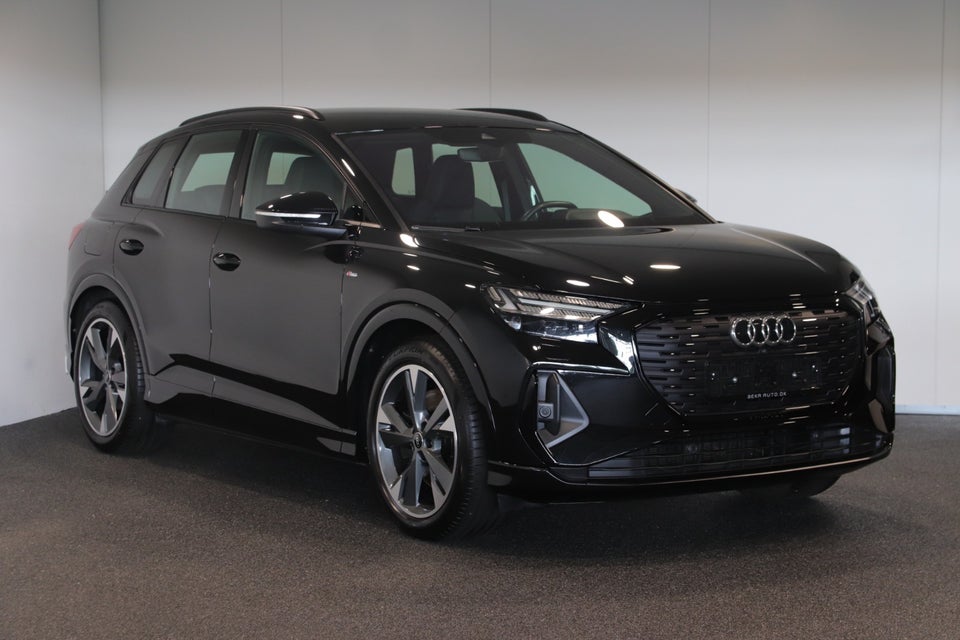 Audi Q4 e-tron 40 S-line 5d