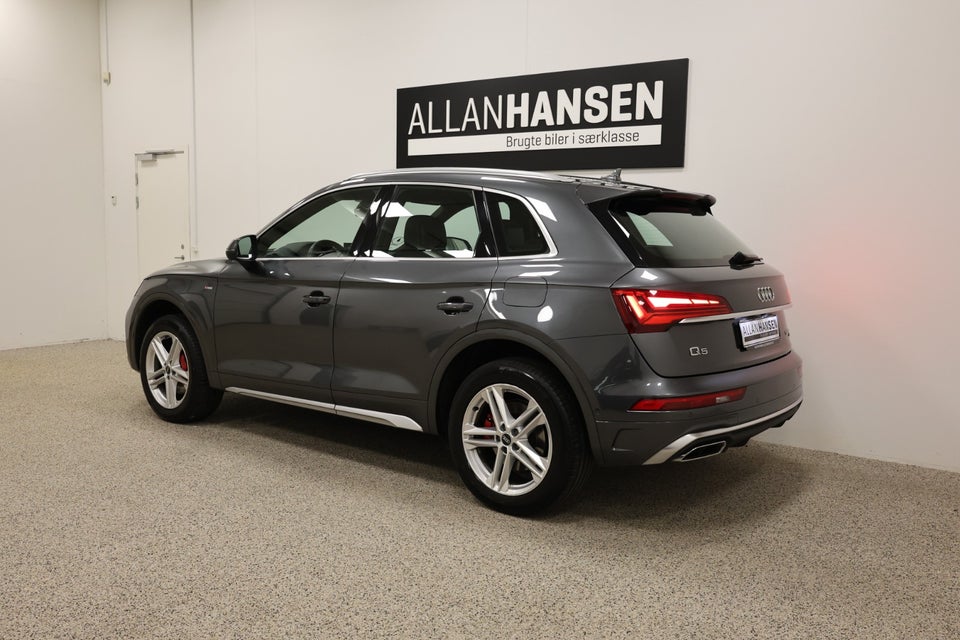 Audi Q5 50 TFSi e S-line quattro S-tr. 5d