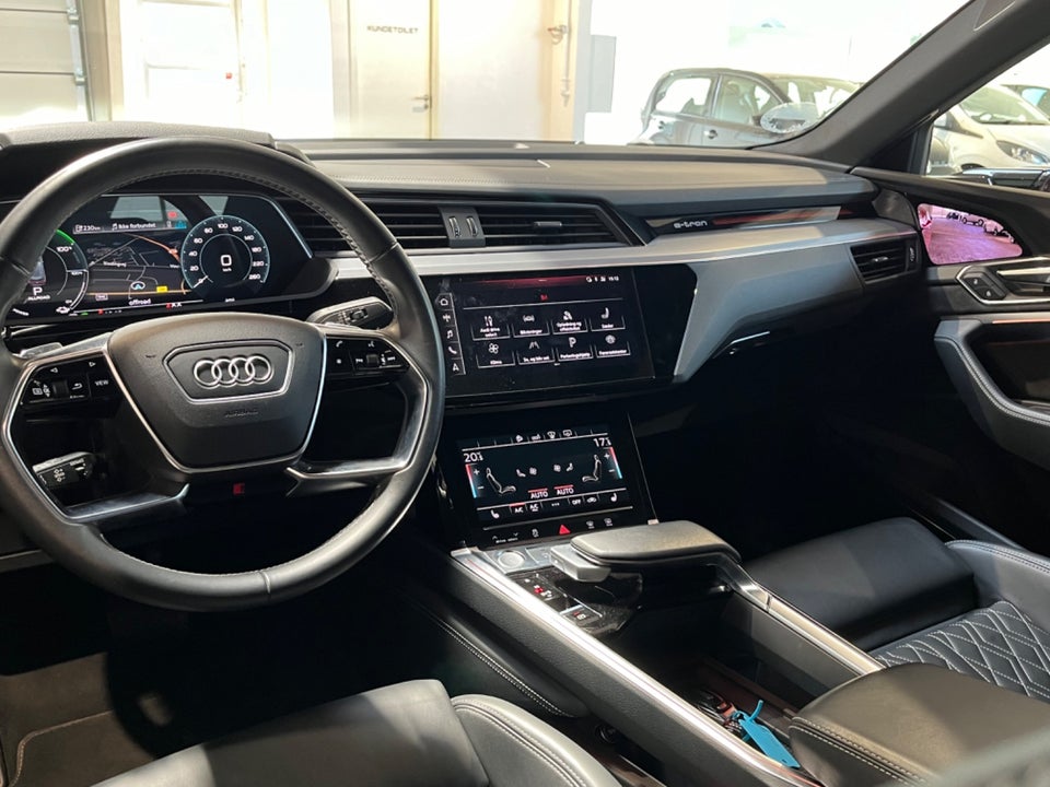 Audi e-tron 55 S-line Sportback quattro 5d