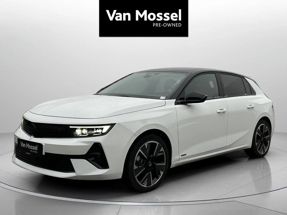 Opel Astra-e 54 Ultimate 5d