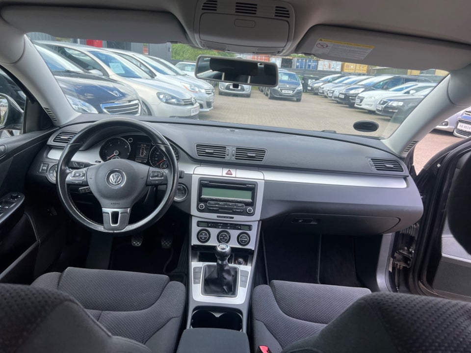 VW Passat 1,6 TDi 105 BlueMotion Variant 5d