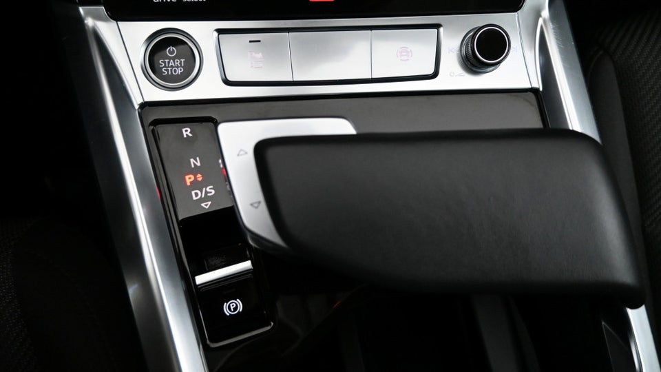 Audi Q8 e-tron 55 Prestige quattro 5d