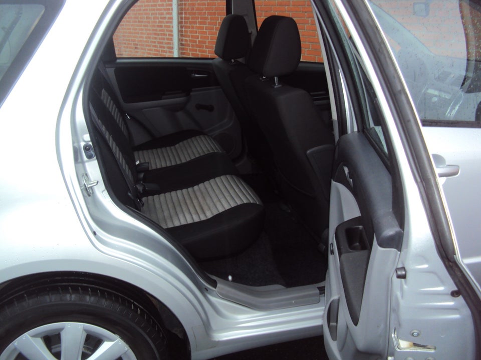 Suzuki SX4 1,6 CombiBack S+ 5d