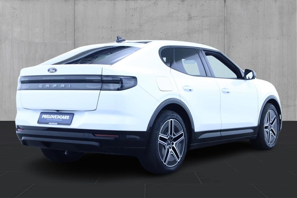 Ford Capri 79 Premium Extended Range AWD 5d