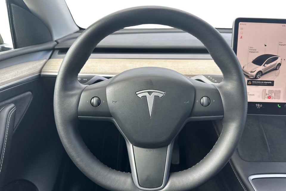 Tesla Model Y RWD 5d