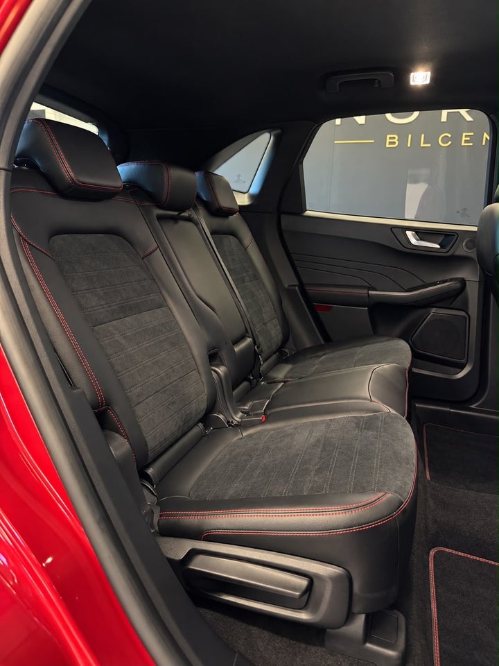 Ford Kuga 2,5 PHEV ST-Line X CVT 5d
