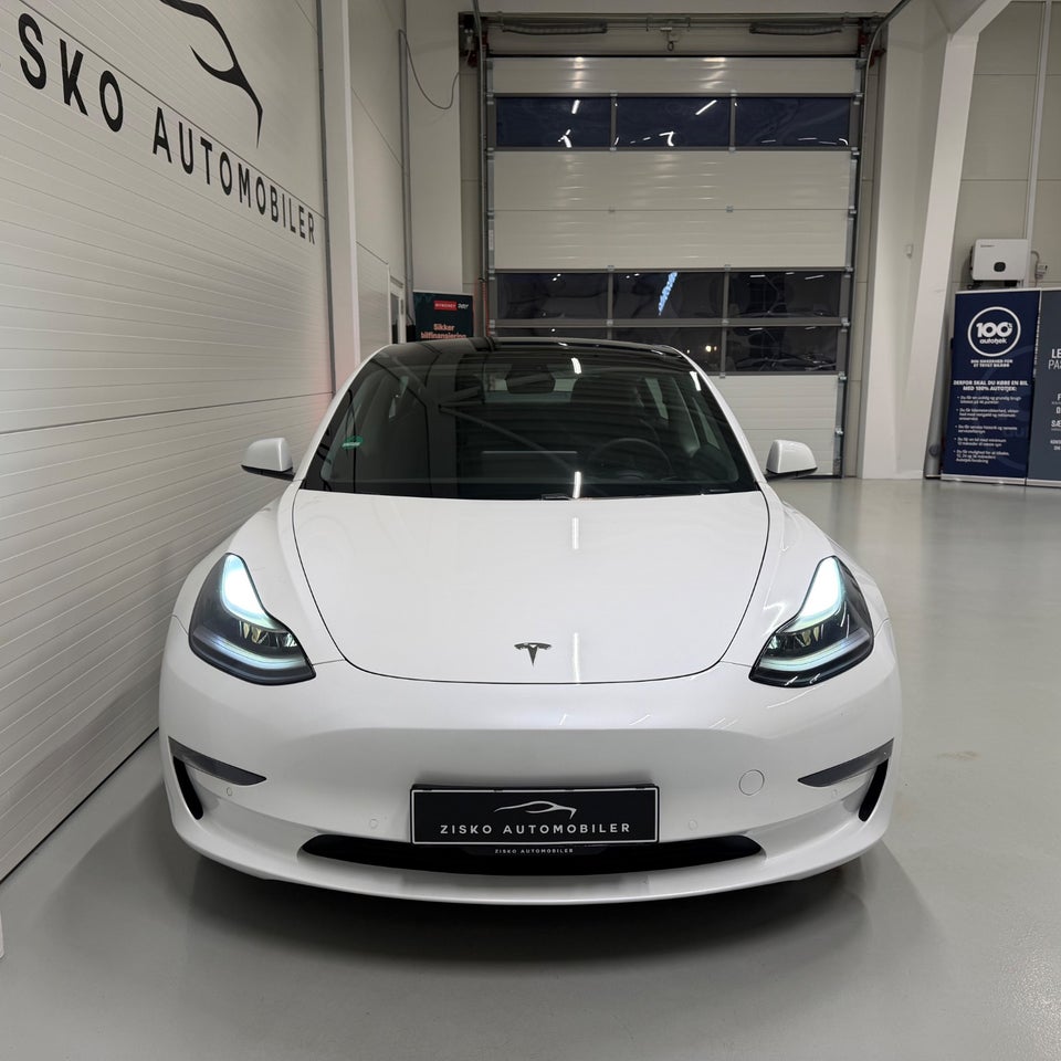Tesla Model 3 Long Range AWD 4d