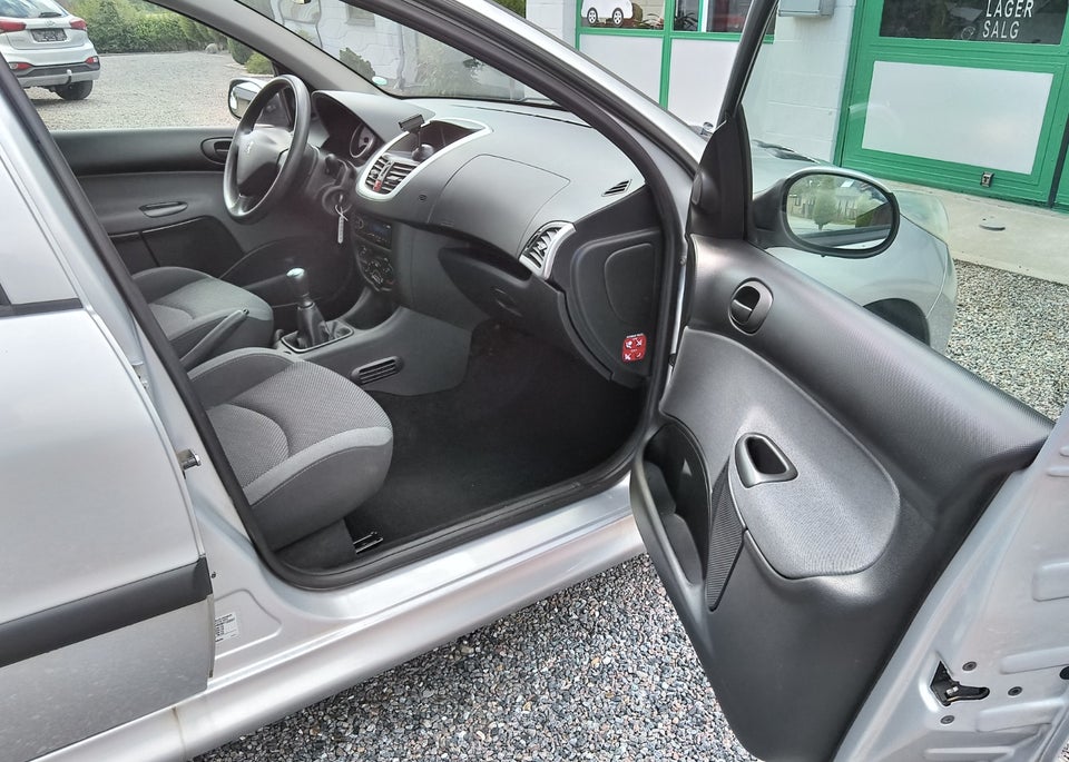 Peugeot 206+ 1,4 HDi 68 Comfort 5d