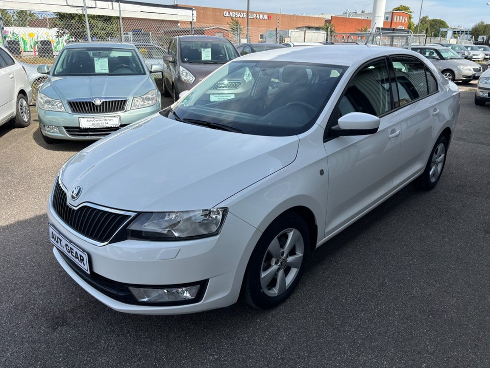 Skoda Rapid 1,4 TSi 122 Elegance DSG 5d