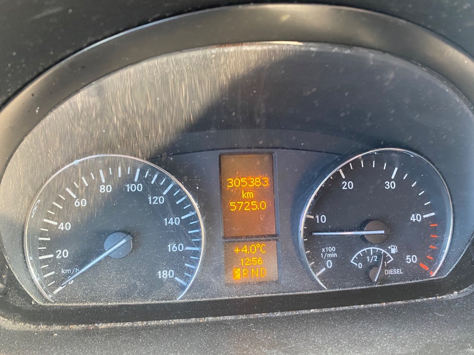 Mercedes Sprinter 319 3,0 CDi R3L Kassevogn aut. 5d