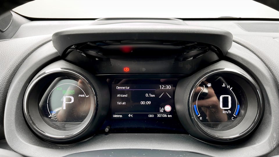 Toyota Yaris 1,5 Hybrid Style e-CVT 5d