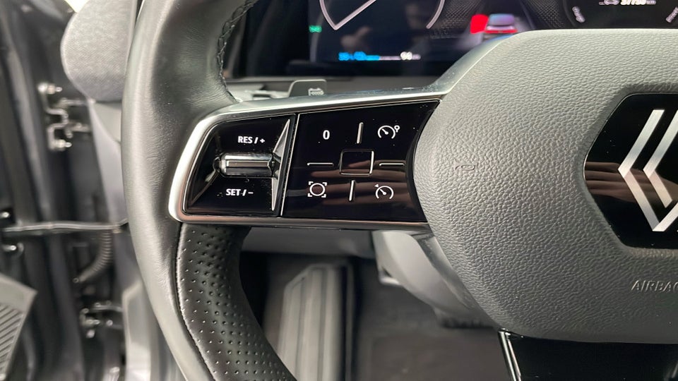 Renault Megane E-Tech 60 Techno 5d