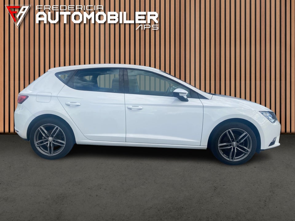 Seat Leon 1,6 TDi 110 Style 5d