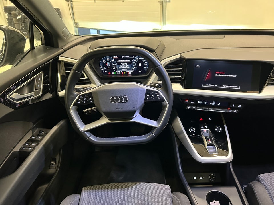 Audi Q4 e-tron 40 Attitude 5d