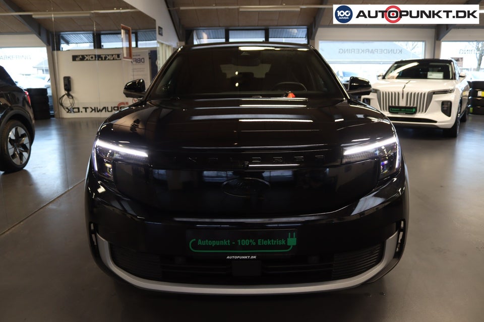 Ford Explorer 82 Premium Extended Range 5d