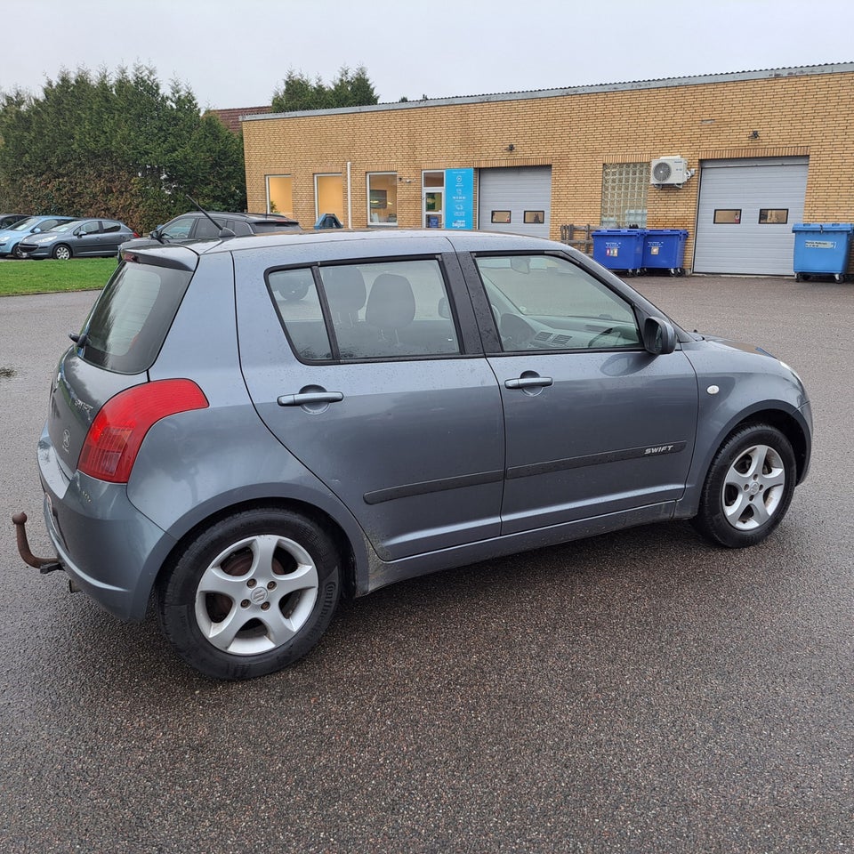 Suzuki Swift 1,3 GL-A 5d