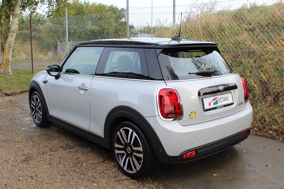 MINI Cooper SE Camden Edition 3d
