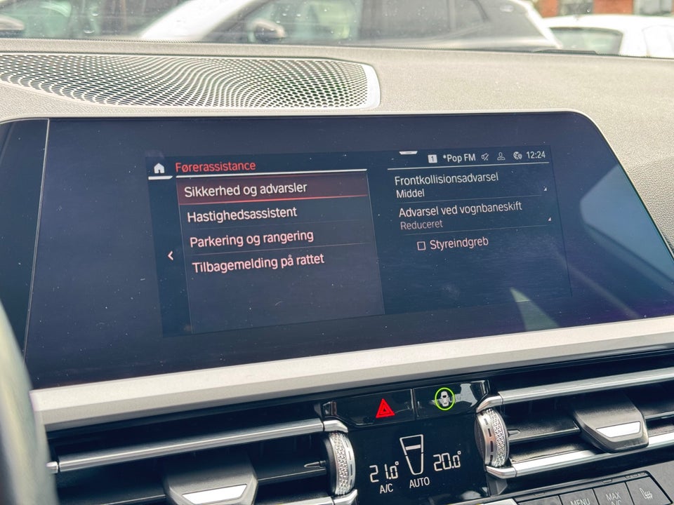 BMW 320d 2,0 Touring Connected aut. 5d