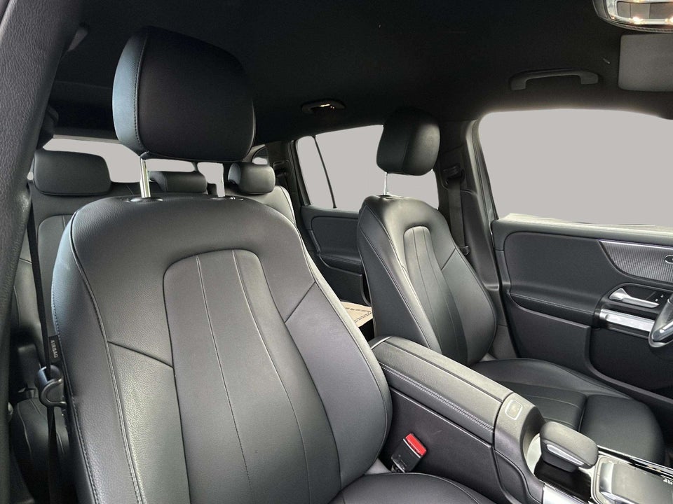 Mercedes EQB250 Progressive 5d