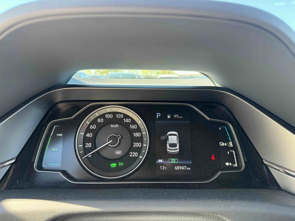 Hyundai Ioniq 1,6 PHEV Trend DCT 5d