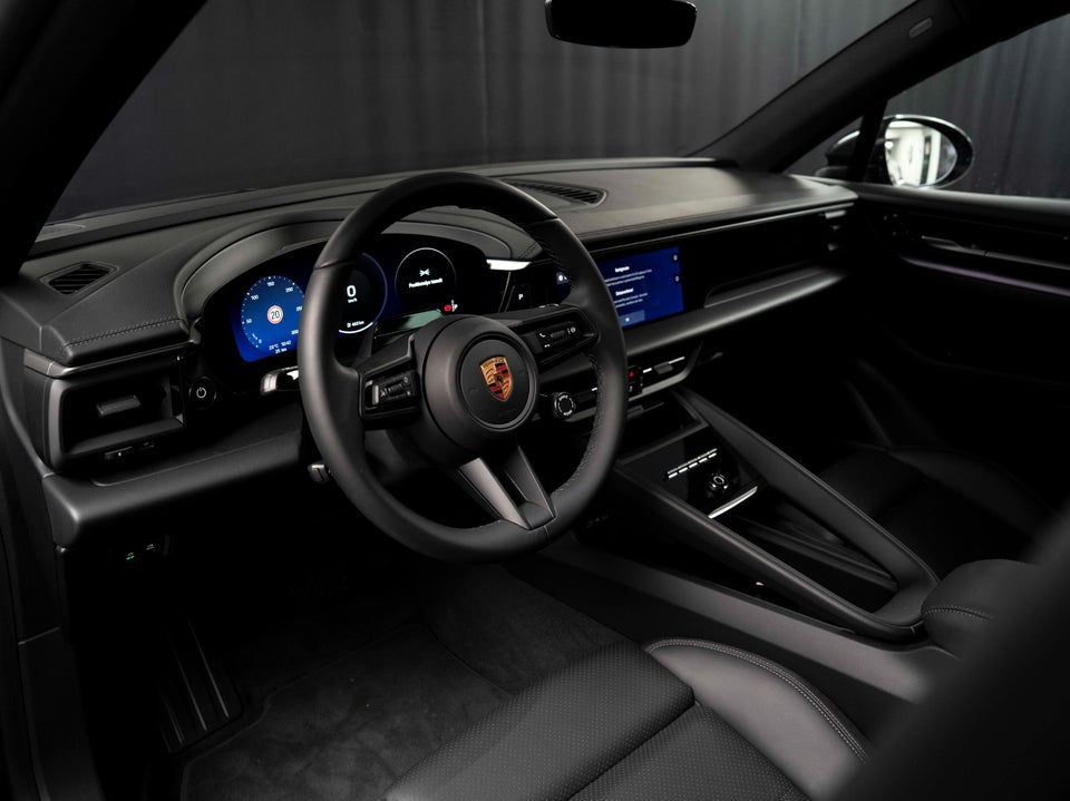 Porsche Macan 5d