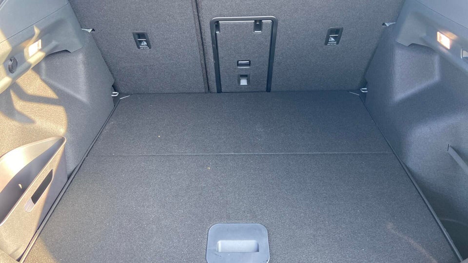 Ford Capri 82 Select Extended Range 5d