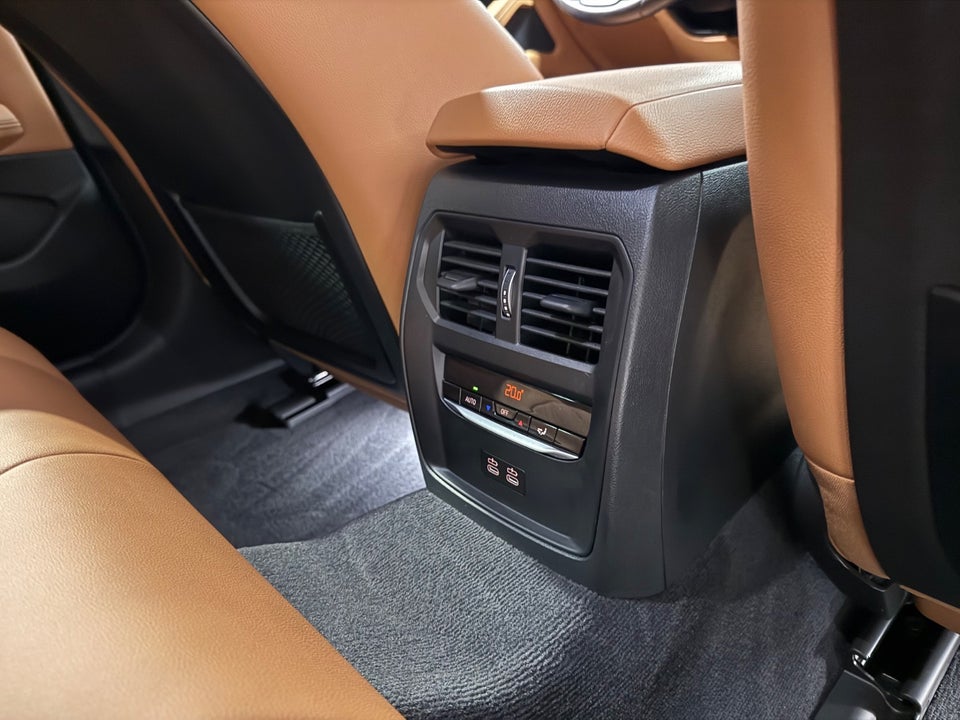 BMW i4 eDrive35 Charged 5d