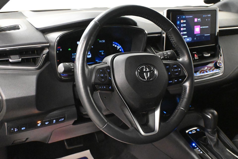 Toyota Corolla 1,8 Hybrid Active Smart Touring Sports MDS 5d