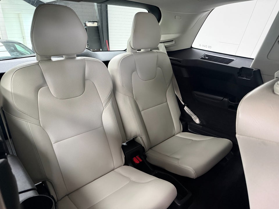 Volvo XC90 2,0 D5 235 Inscription aut. AWD 7prs 5d