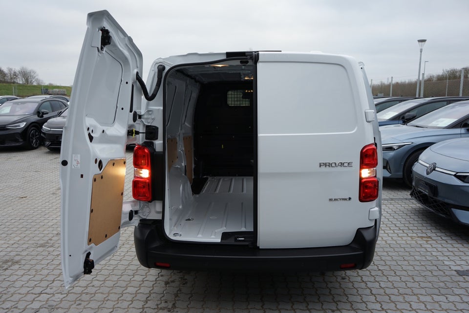 Toyota ProAce 75 Long Comfort Master