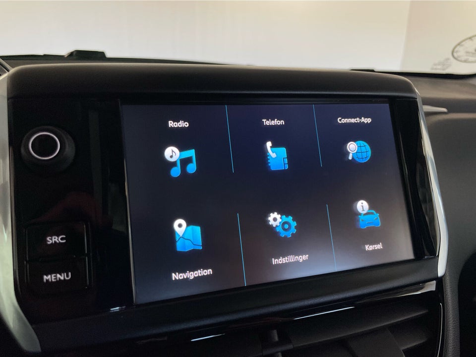 Peugeot 208 1,5 BlueHDi 100 Signature+ 5d