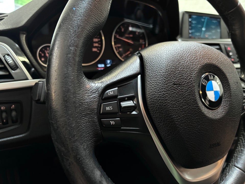 BMW 320d 2,0 Sport Line aut. 4d