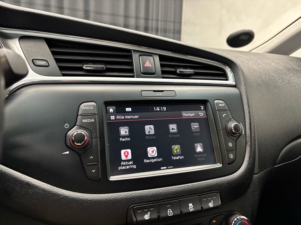 Kia Ceed 1,4 CVVT Style Limited SW 5d