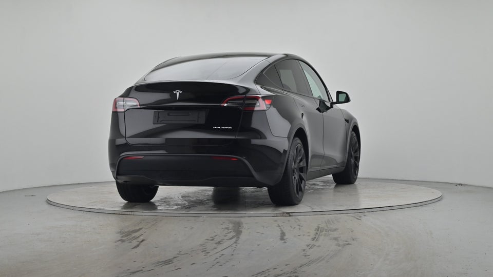 Tesla Model Y Long Range AWD 5d