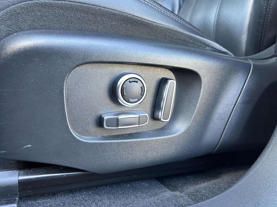 Land Rover Range Rover Evoque 1,5 P300e SE aut. 5d