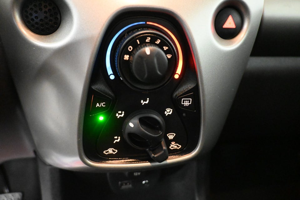 Peugeot 108 1,0 e-VTi 69 Active 5d