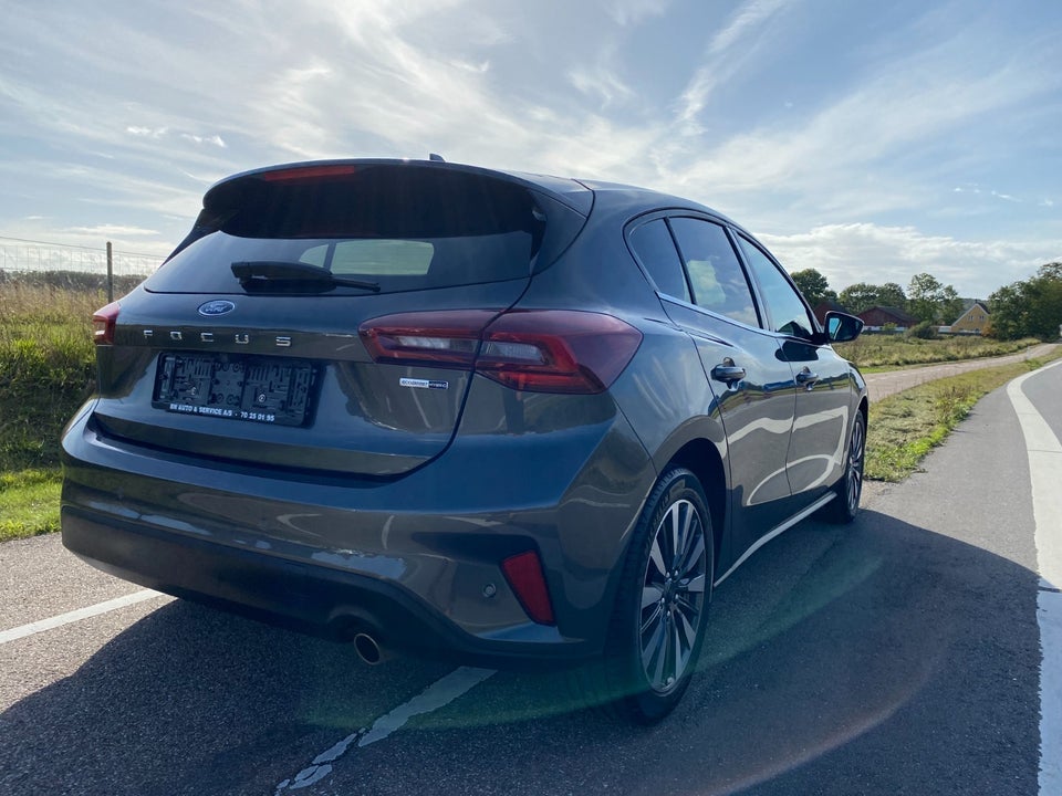 Ford Focus 1,0 EcoBoost mHEV Titanium 5d