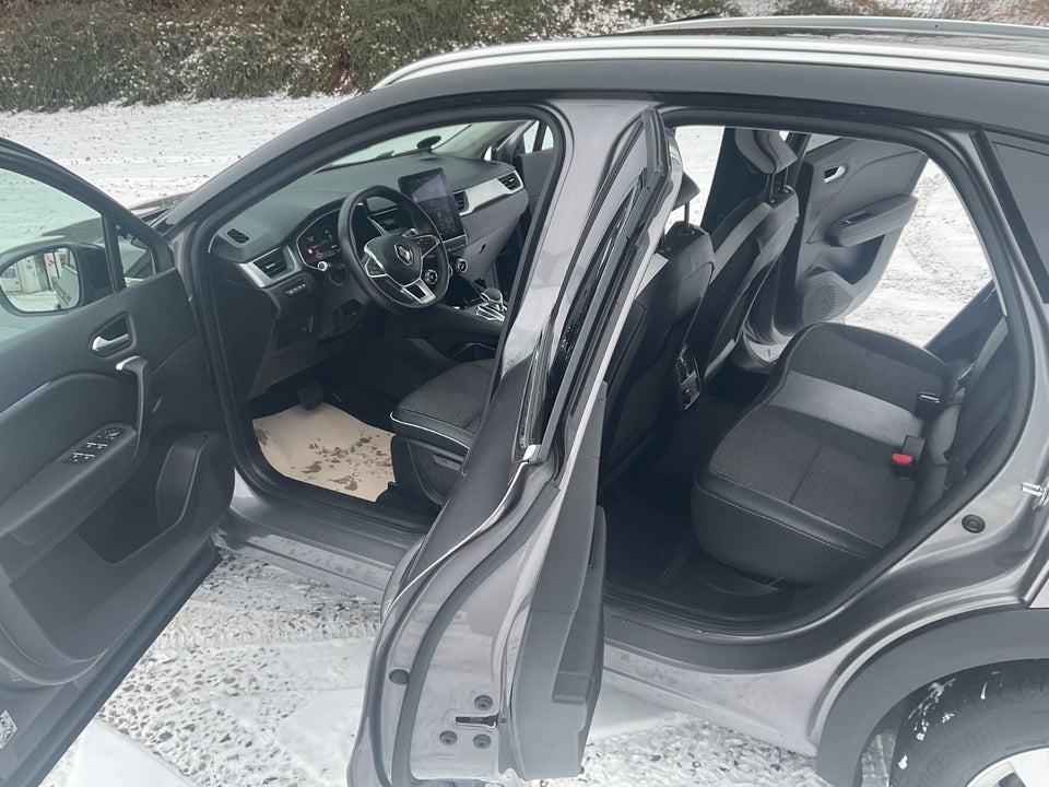 Renault Captur 1,6 E-Tech Intens 5d