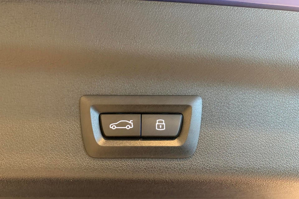 BMW iX1 eDrive20 M-Sport 5d