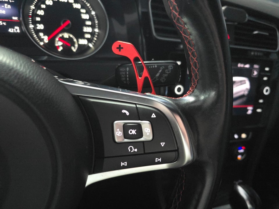 VW Golf VII 2,0 GTi Performance DSG BMT 3d