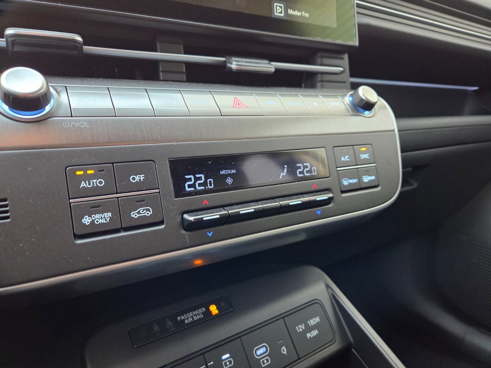 Hyundai Kona 65 EV Ultimate 5d