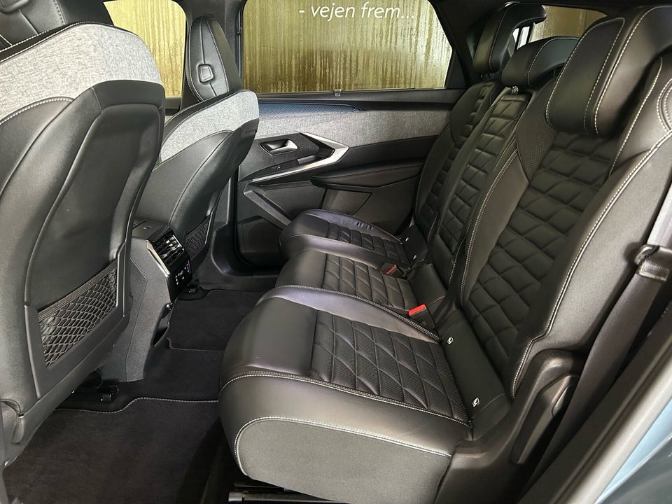 Peugeot e-5008 77 GT Pack 7prs 5d