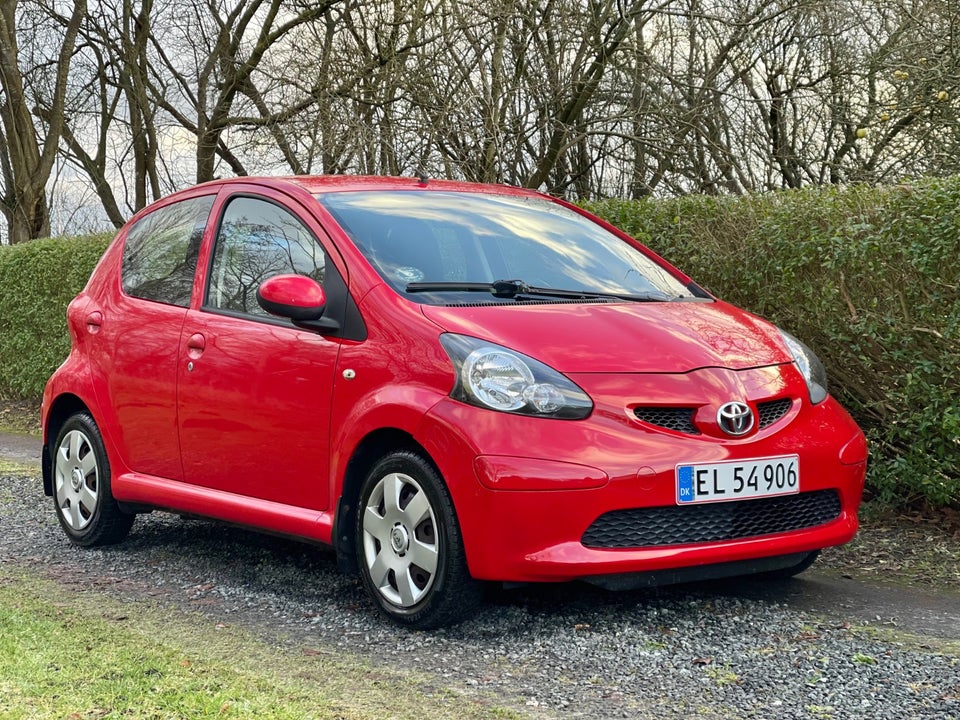 Toyota Aygo 1,0 Plus 5d