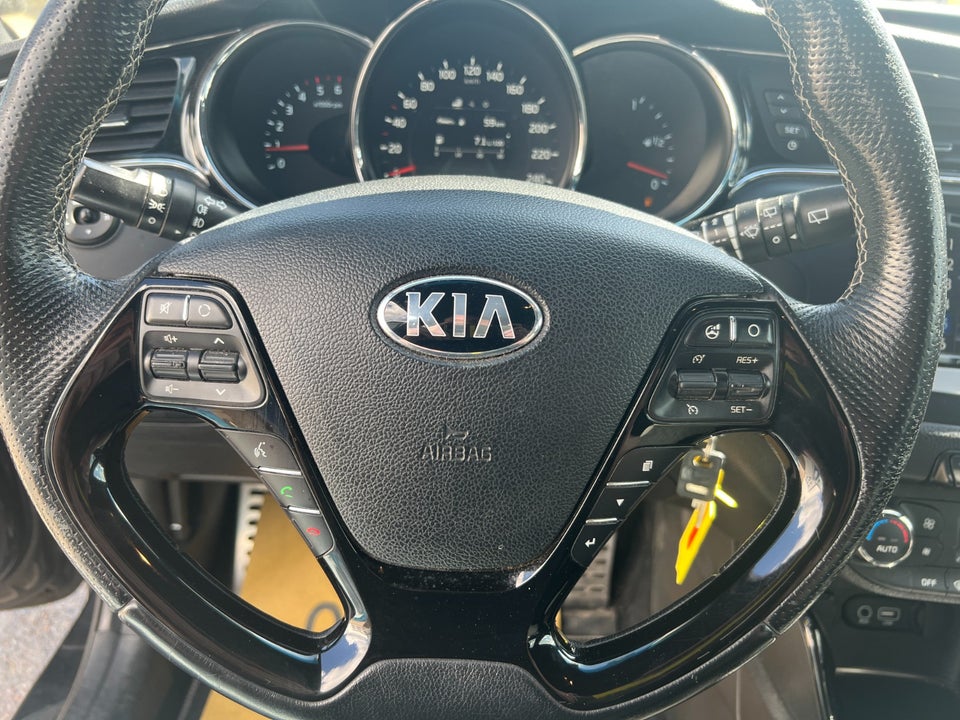 Kia Ceed 1,6 CRDi 136 GT-Line 5d