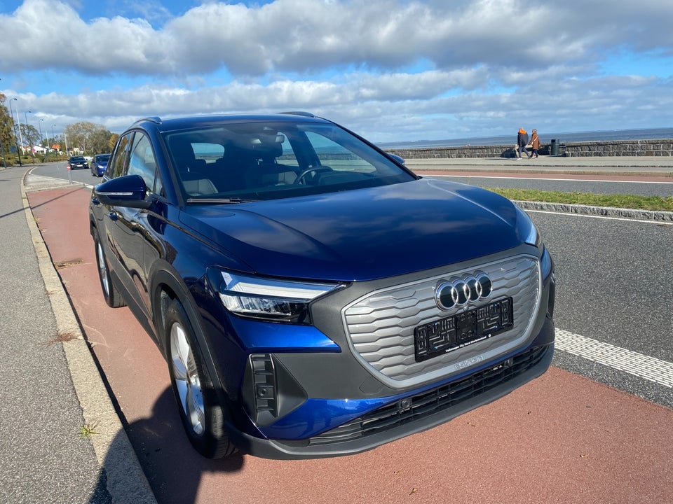 Audi Q4 e-tron 45 Business 5d